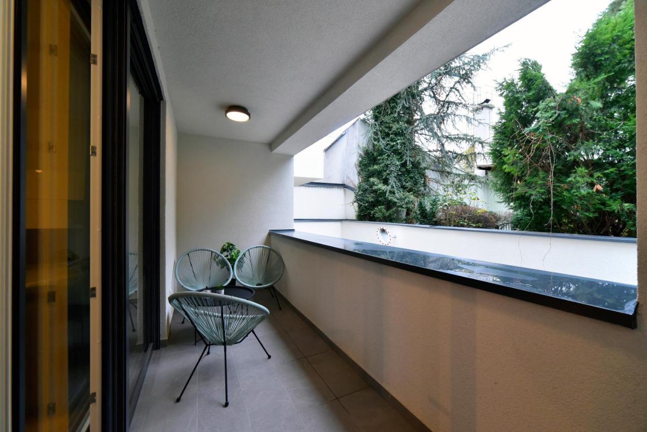 Ophelia Apartment With Parking Zagreb Extérieur photo