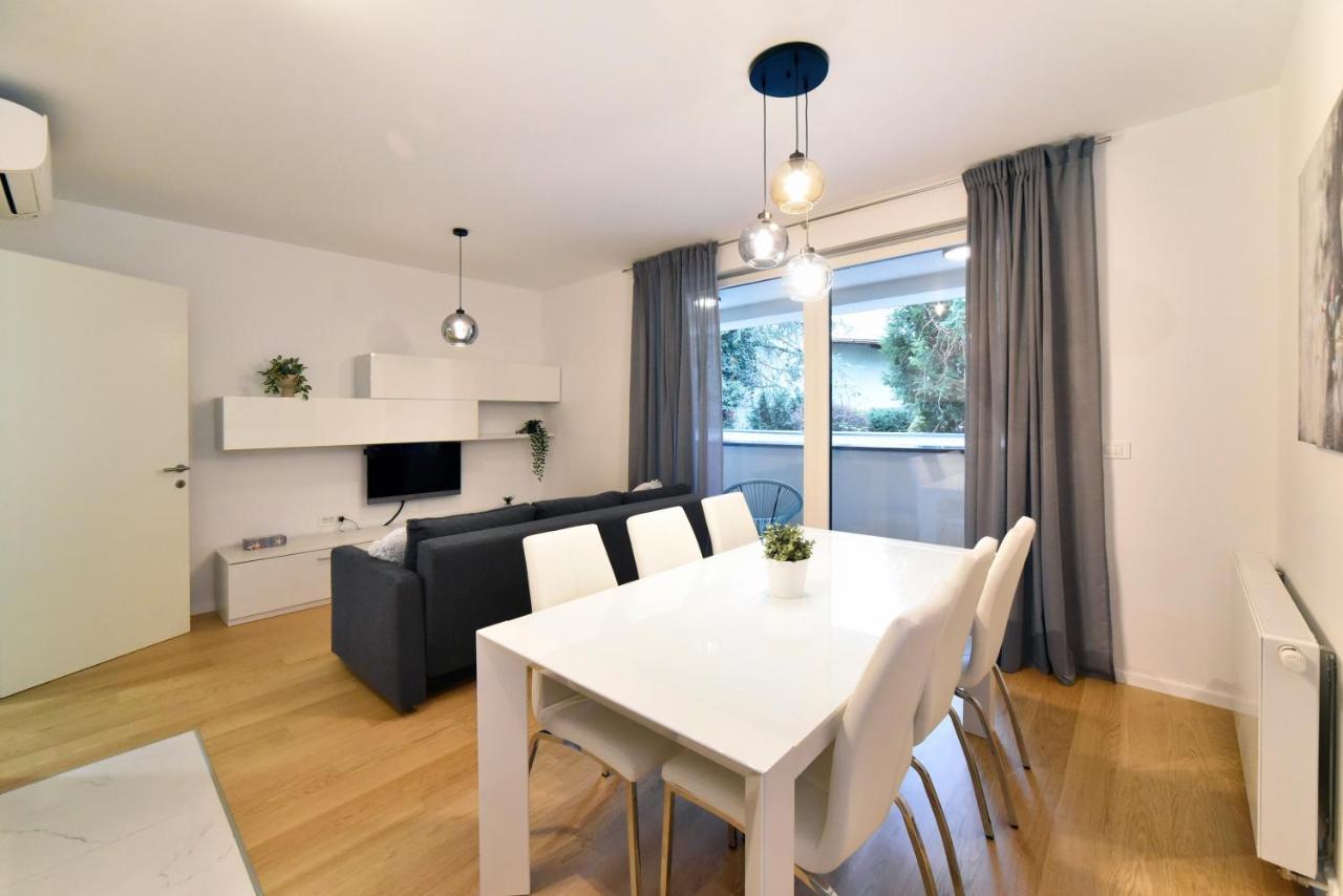 Ophelia Apartment With Parking Zagreb Extérieur photo
