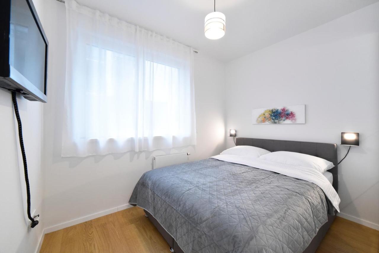 Ophelia Apartment With Parking Zagreb Extérieur photo