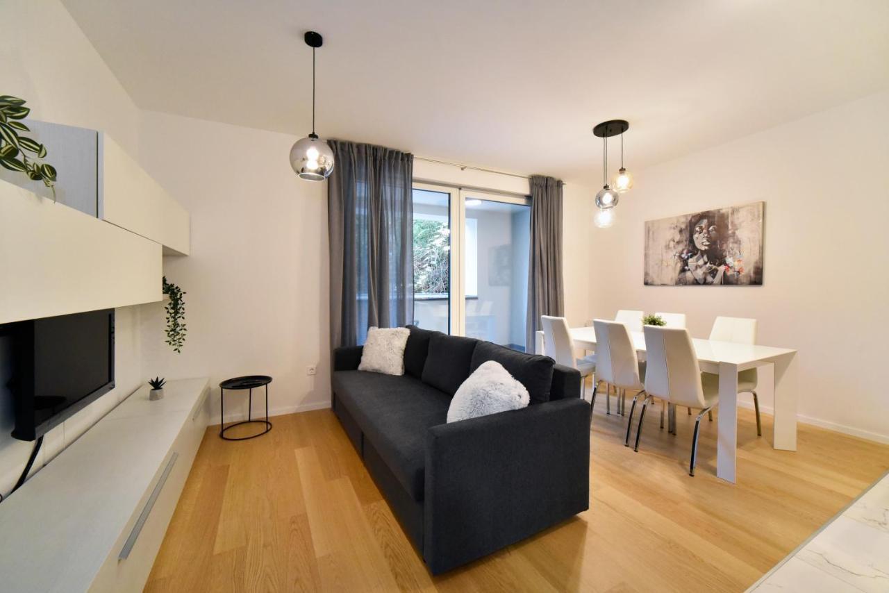 Ophelia Apartment With Parking Zagreb Extérieur photo