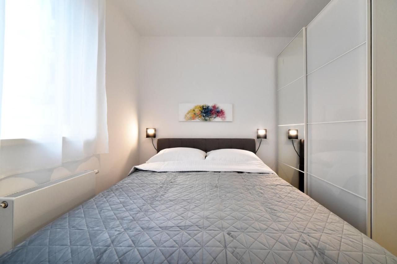 Ophelia Apartment With Parking Zagreb Extérieur photo
